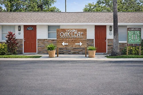 Oak Leaf Apartments Photo 1