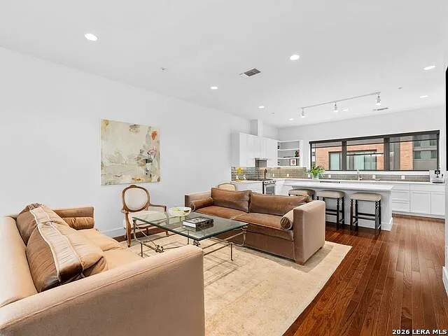 318 W Grayson St #404-A — Photo 6