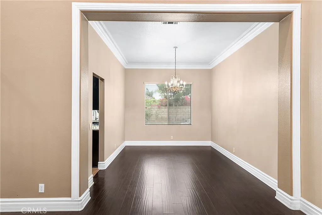 4 bed, 3.0 bath, 3001 sqft, $6,500 — Photo 4