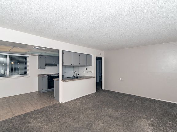 3rd image of 1555 E 3900 S APT 112