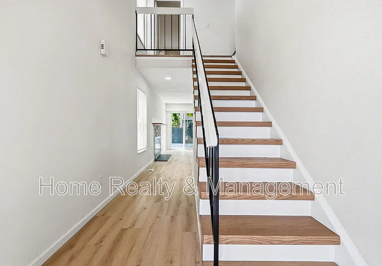 11731 Sherman St — Photo 7