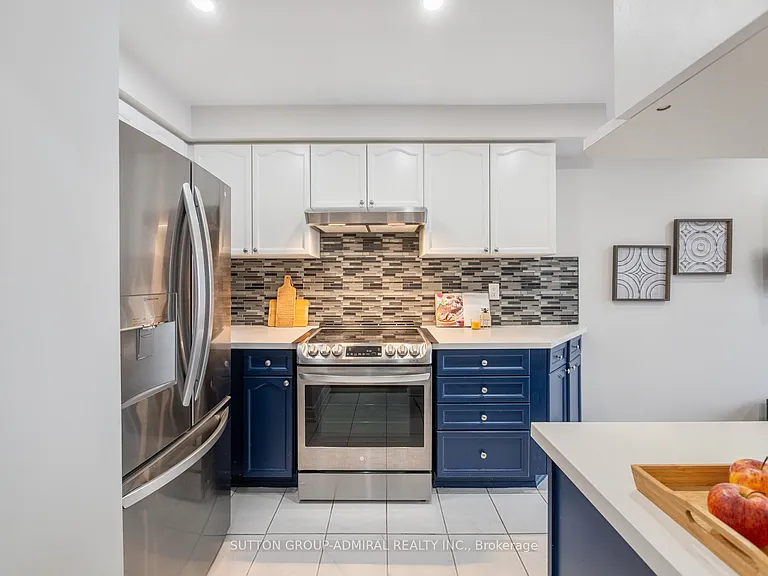 81 Parktree Dr — Photo 4