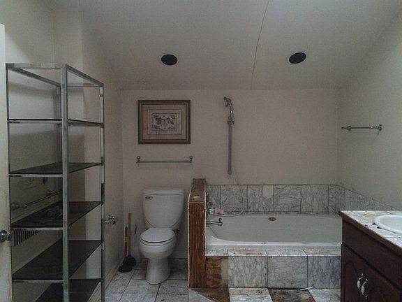 4th image of 5032 N Central Park Ave