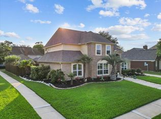 2412 Shoal Creek Dr, League City, TX 77573