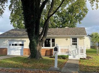 312 W Sycamore St, Centerville, IN 47330