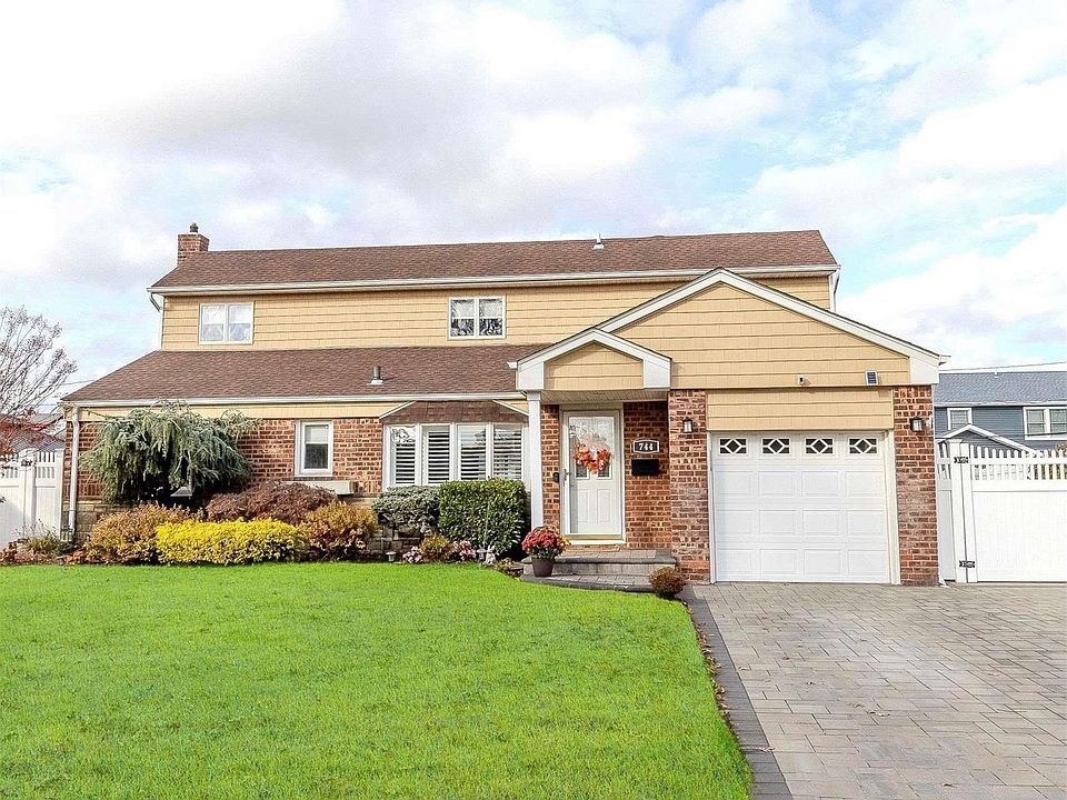 1st image of 744 Cypress Drive