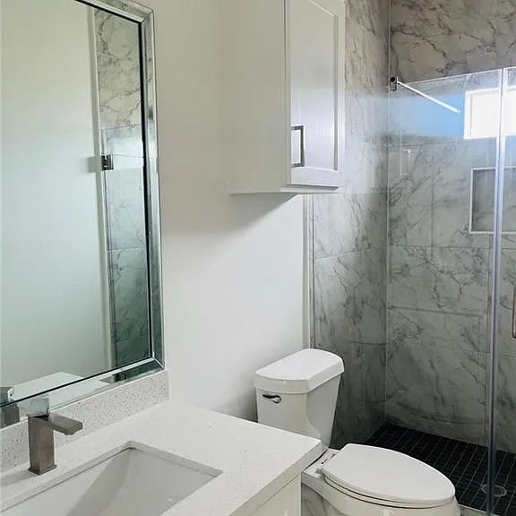 1420 S Yankton St #5 — Photo 11