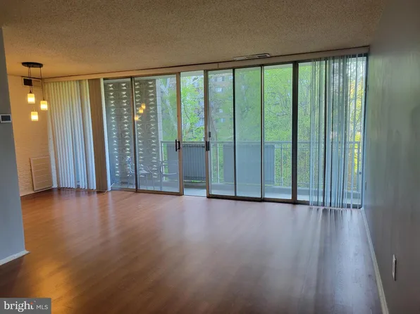 1830 Metzerott Rd APT 103, Adelphi, MD 20783