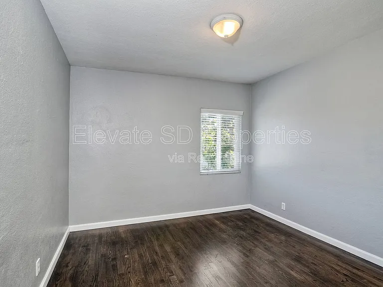3557 1/2 College Ave — Photo 18