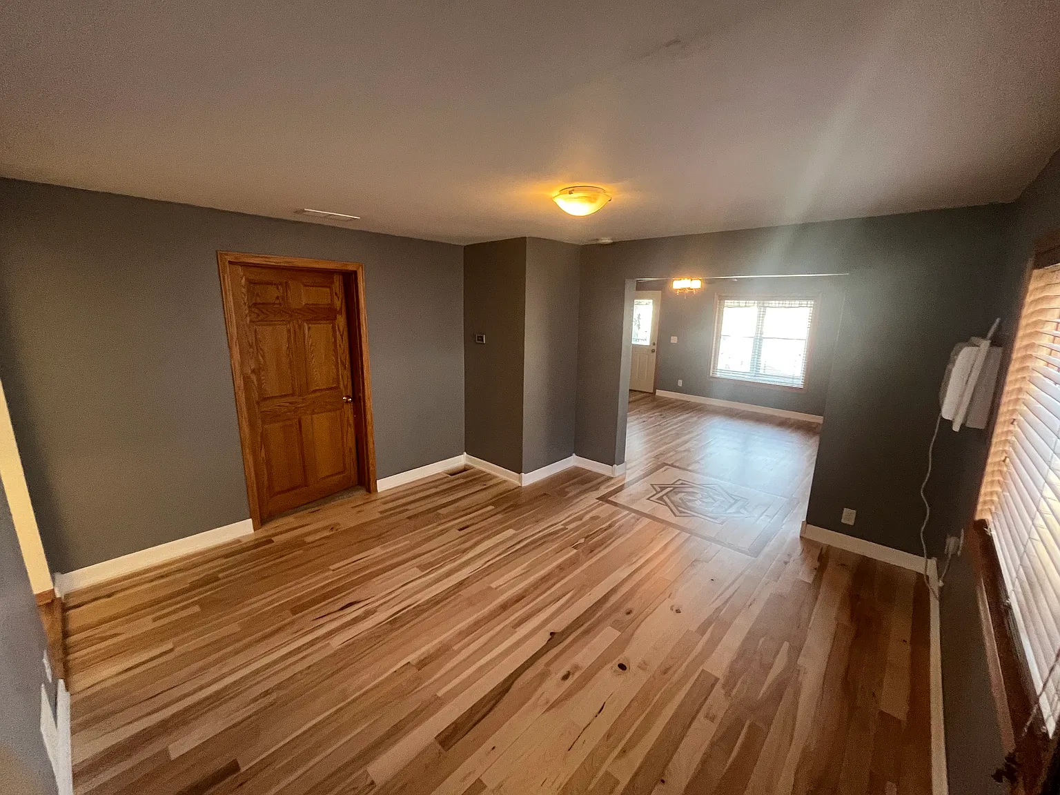 1 bed, 950 sqft, $1,500 — Photo 4
