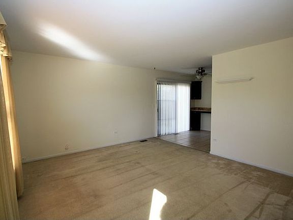 3rd image of 1060 Boston Hbr #1060