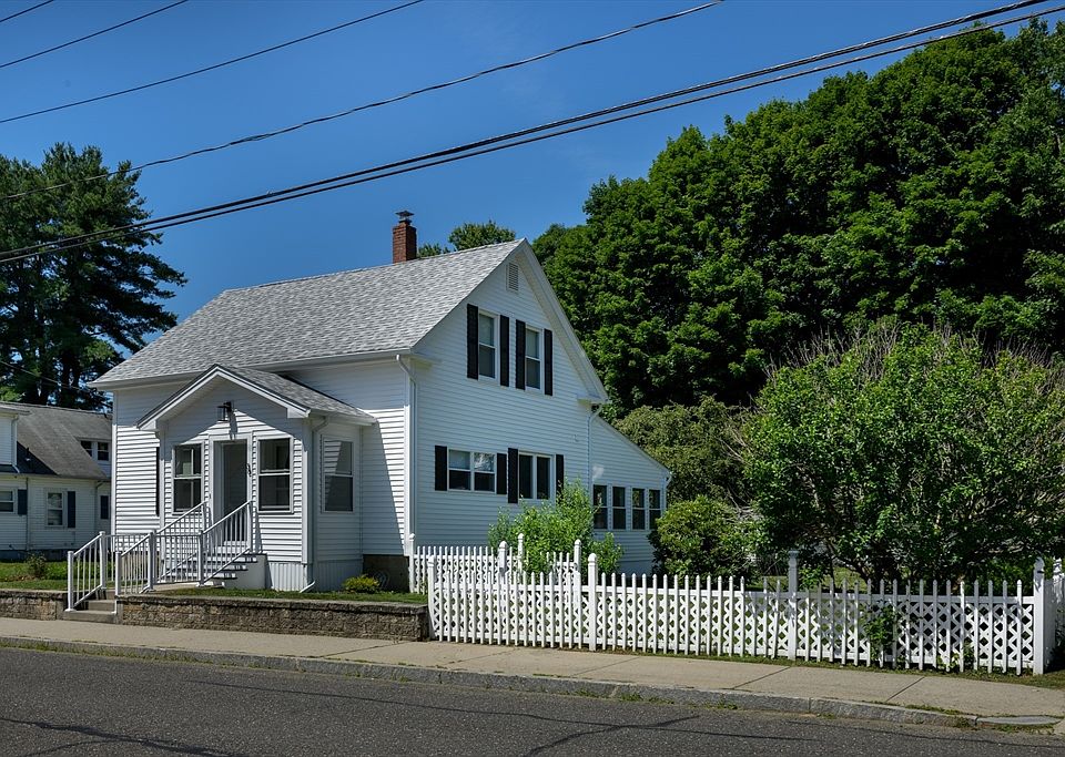 1st image of 38 Eagle St