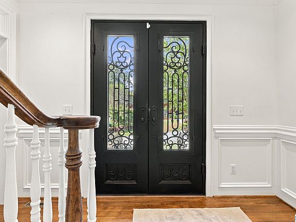 5th image of 3351 Buckhead Dr
