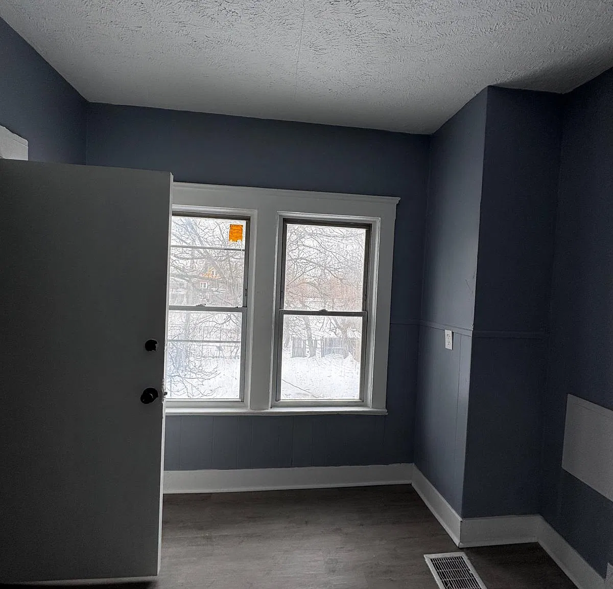3438 E 121 — Photo 3