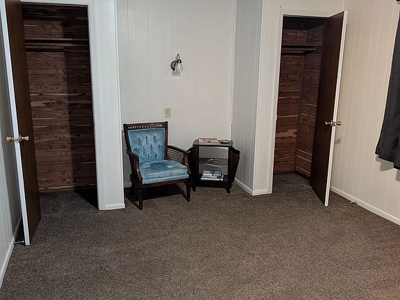5th image of 860 Navaho Ave