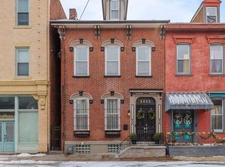 1111 Liverpool St, Pittsburgh, PA 15233