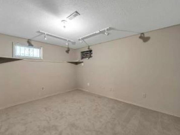 5 bedroom rental in Vancouver — photo 14