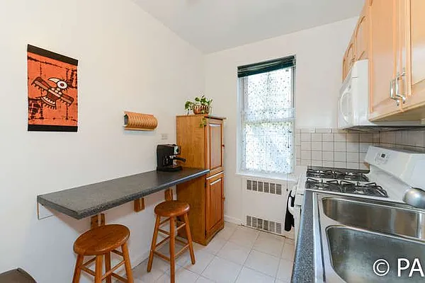 Sold by Benjamin Realty Since 1980 | media 26