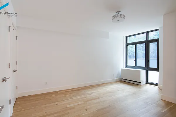 Rented by FirstService Realty (legacy) | media 14