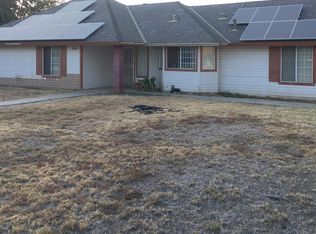 18554 Ridgedale Dr, Madera, CA 93638