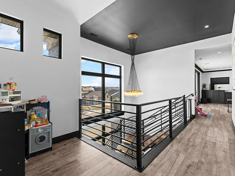 5947 Screaming Eagle Ln — Photo 44