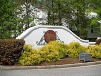 1st image of 322 Oak Ridge Dr