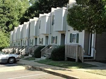 1st image of 3913 Keswick Pl
