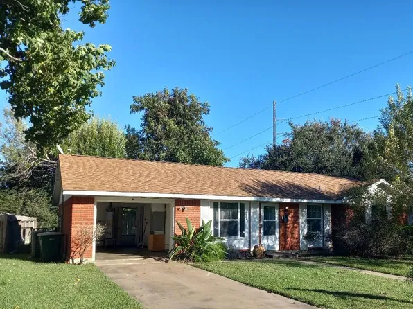 4604 Aster Ln, Victoria, TX 77904