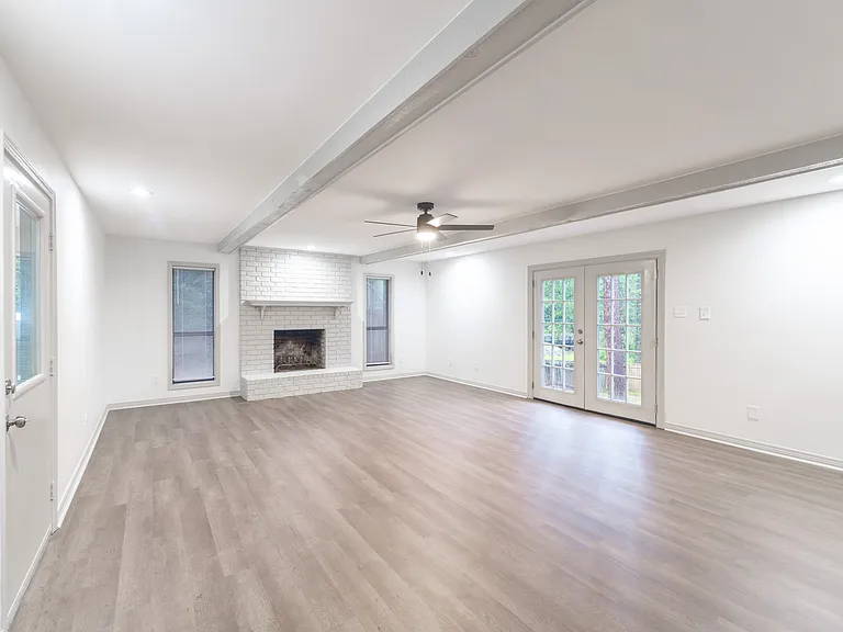103 Tupawek Dr — Photo 6