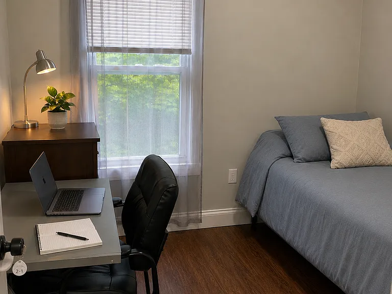 114 Ferris Pl #1 — Photo 23
