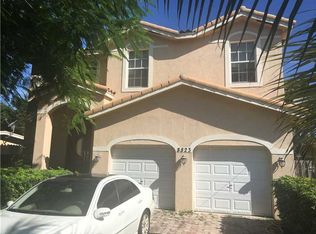 8823 SW 127th Ter, Miami, FL 33176