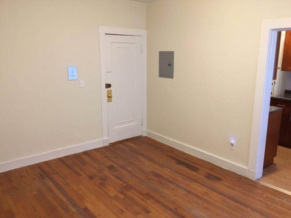 1st image of 109 Brainerd Rd APT 20