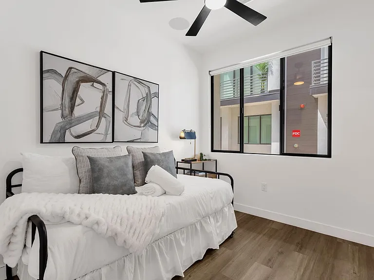 4220 N 32nd St #34 — Photo 10