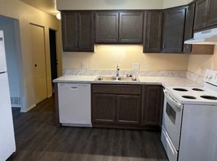 6854 Heritage Dr, Newburgh, IN 47630