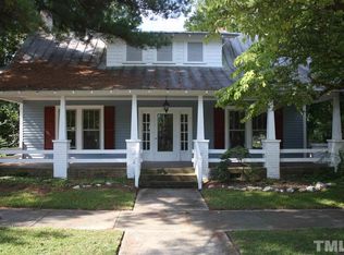 411 W Harnett St, Dunn, NC 28334