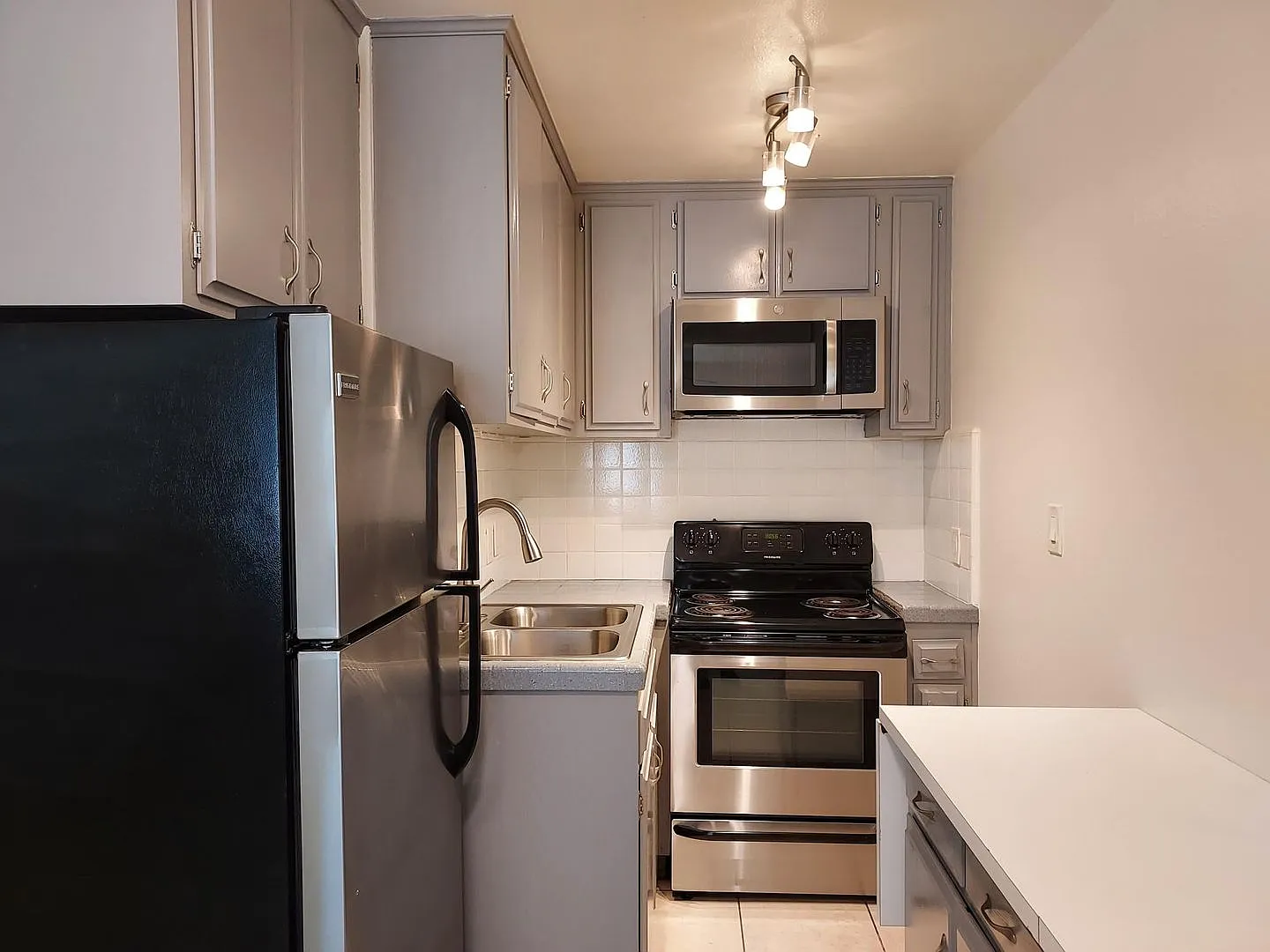 4433 Montalvo St — Photo 4