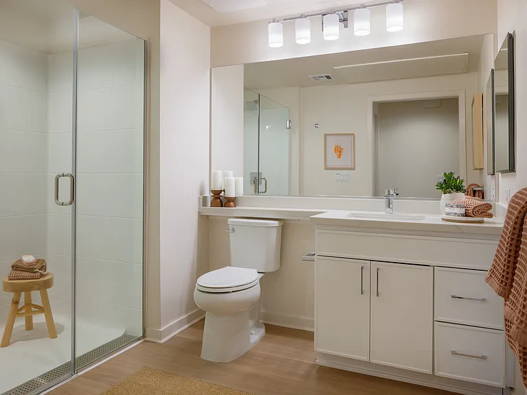 Avella Apartment Homes — Photo 11