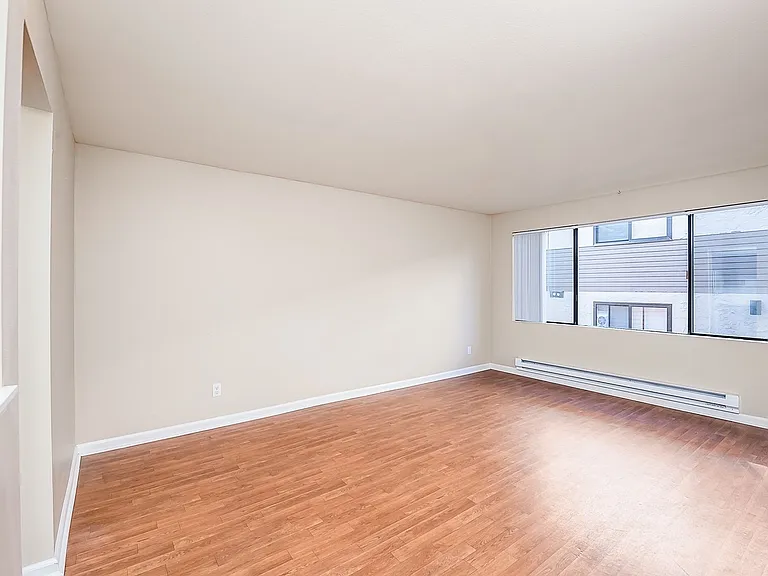 Northlink Apartments — Photo 33
