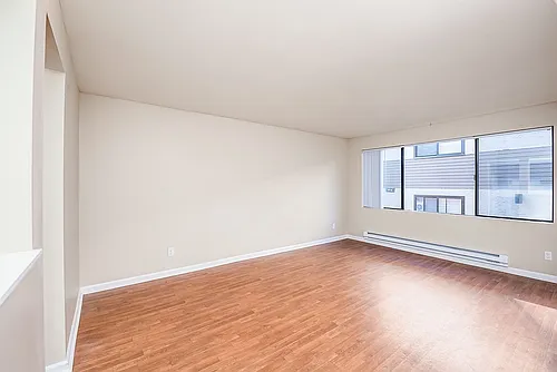 Floor plan 1-208