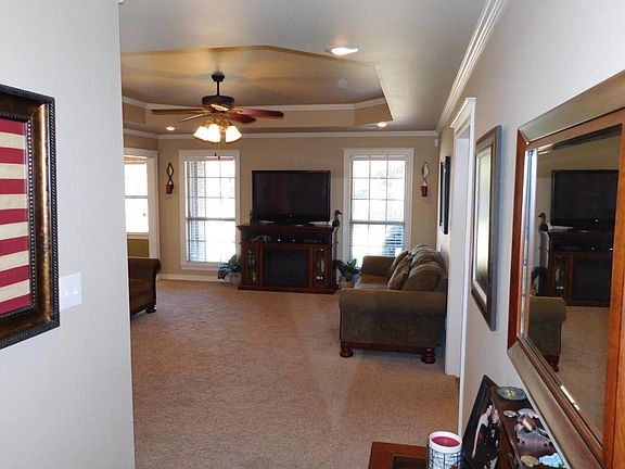3rd image of 2806 N Mobile Ave