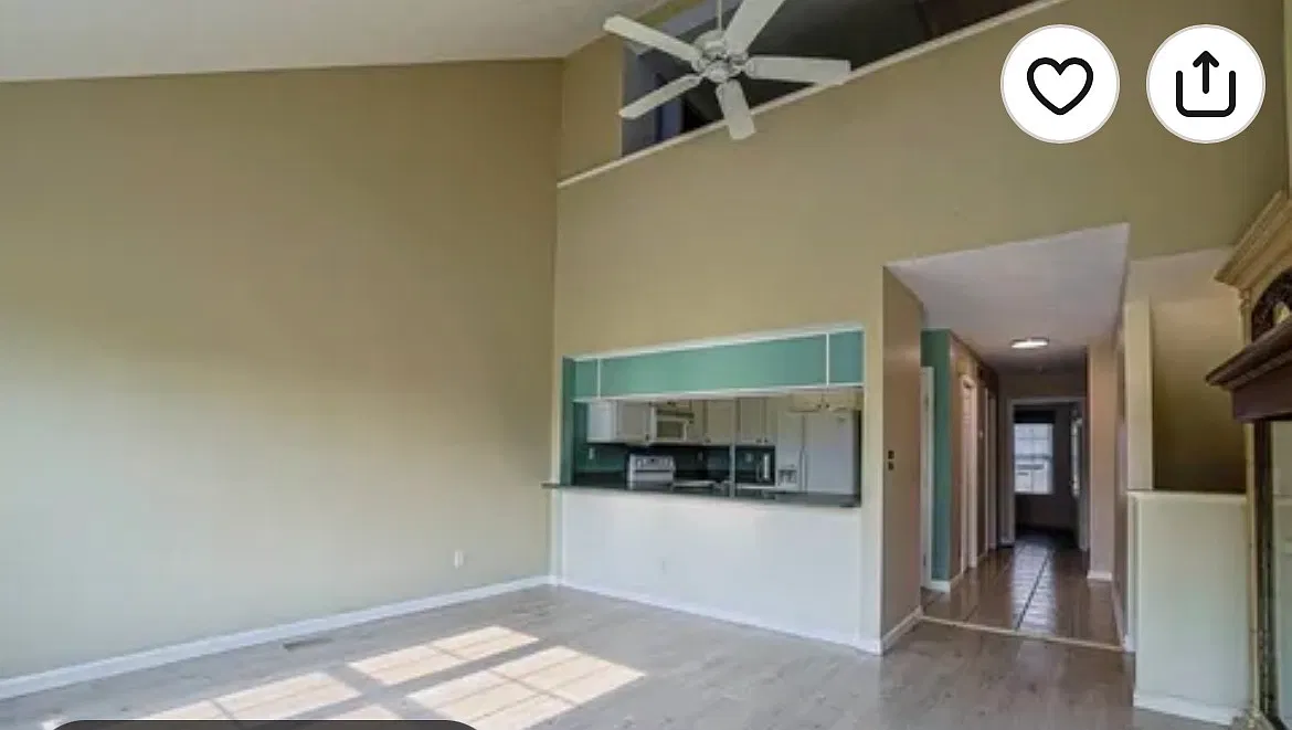 2 bed, 2.0 bath, 1649 sqft, $2,400 — Photo 3