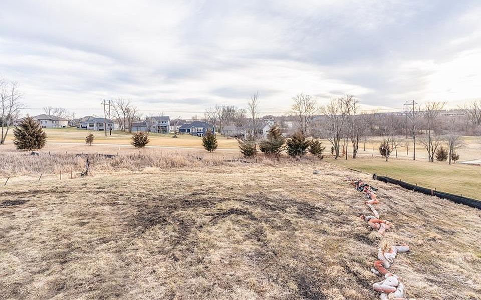 2nd image of 3813 Autumn Sage Cir