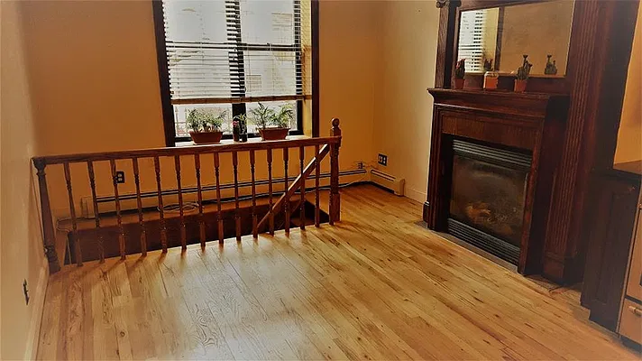 Rented by R New York | media 9