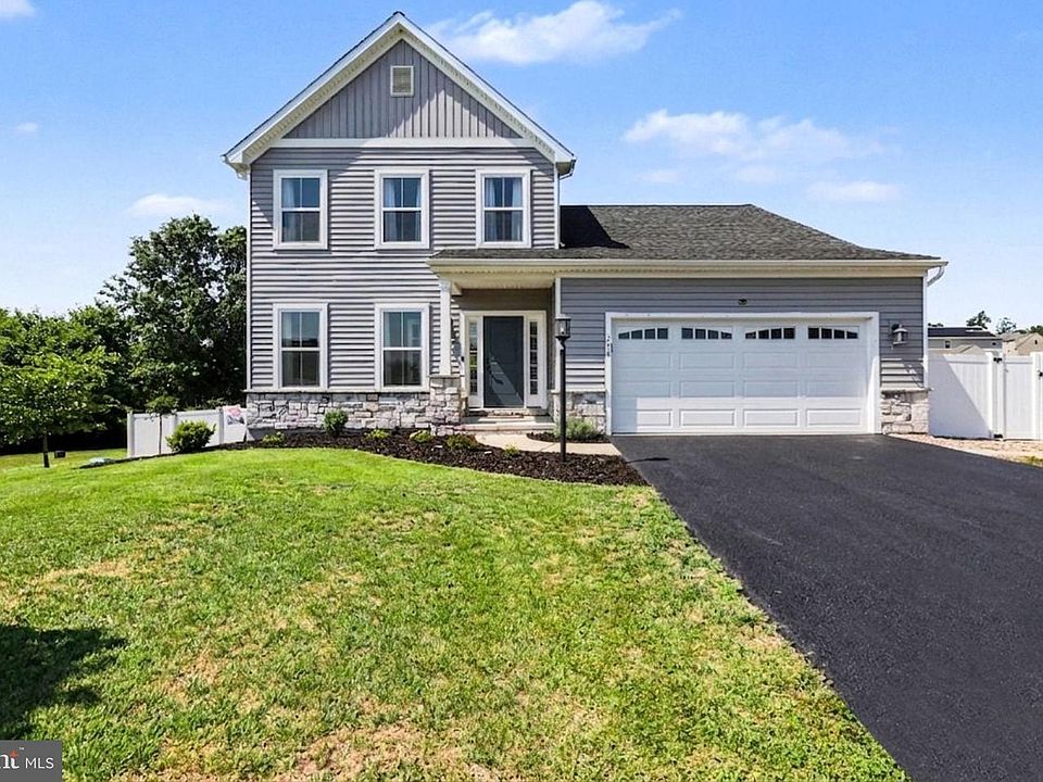 1st image of 276 Jessica Dr