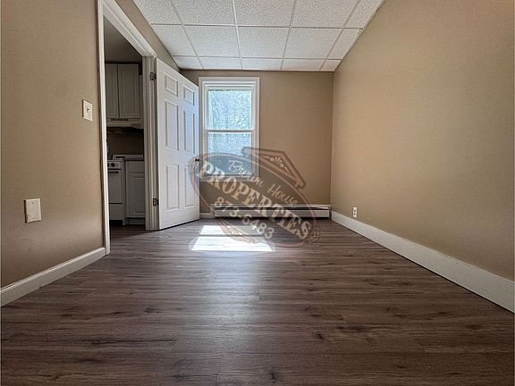 5th image of 54 Mountain Ave #4