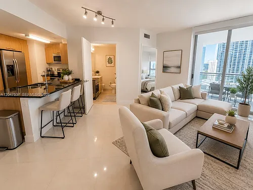 350 S Miami Ave #3304 Photo 1