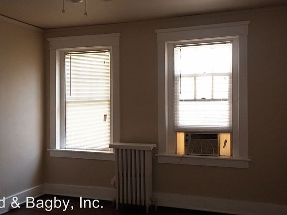 4th image of 100 N Crenshaw Ave APT 03