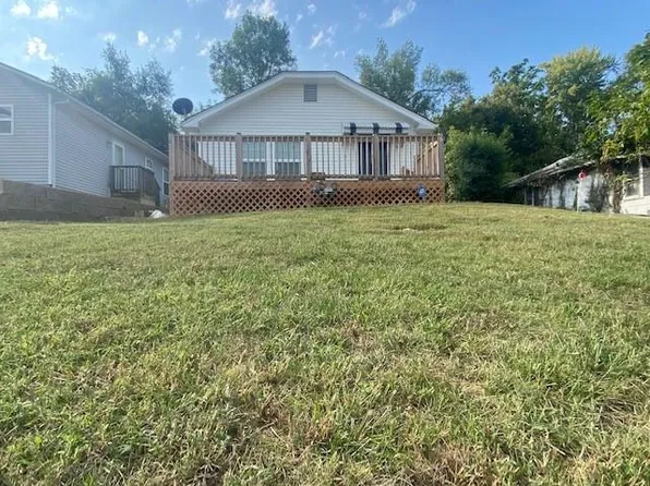 15101 E Truman Rd, Independence, MO 64050