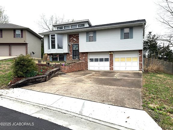 2nd image of 4505 Buggy Ln