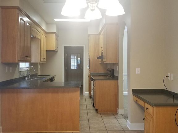 5th image of 3904 Oak Colony Dr